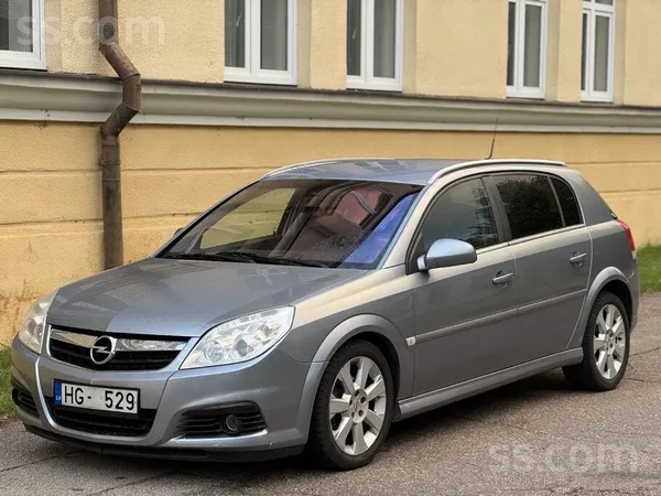 Opel Facelift Opel Signum 1.9 dīzelis 110kw, manuāls 6 