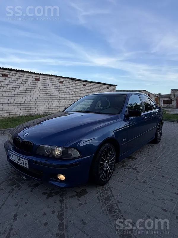 BMW 530