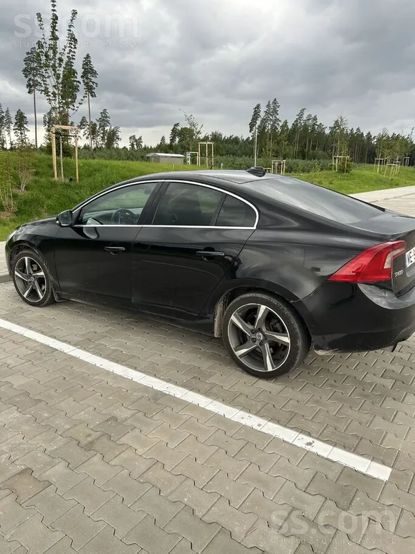 Volvo S60