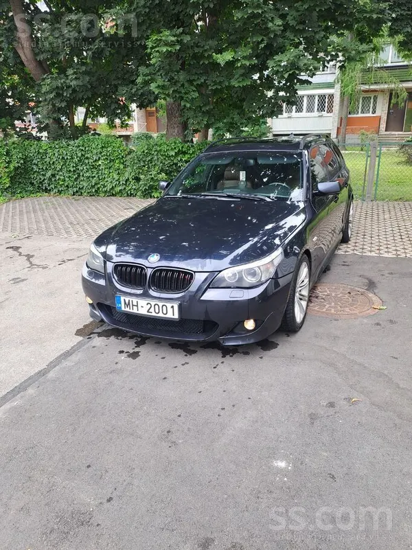 BMW 530