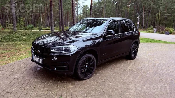 BMW X5 Xdrive 4Oe, 2.0 motors, 313 Zs/plug- In hybrid. 
Ekspluatācijas nodo