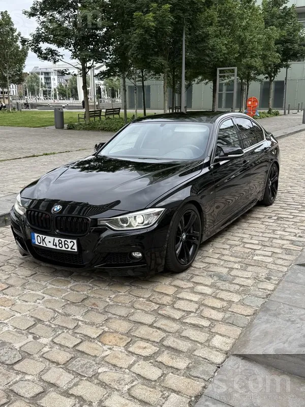 BMW 320