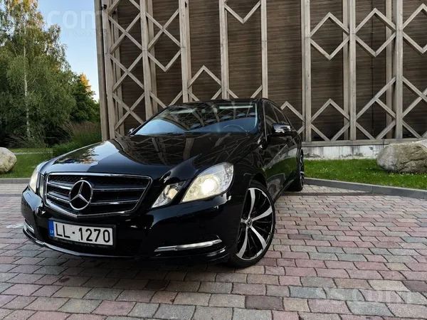 Pārdod Mercedes-Benz E200 (W212)

Pārdodam sievas auto. Mūsu īpašumā kopš