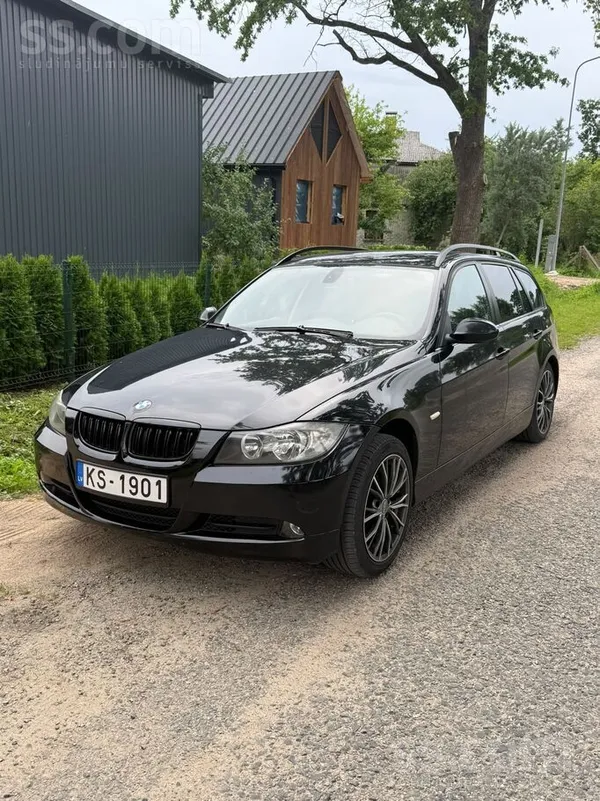 BMW 320