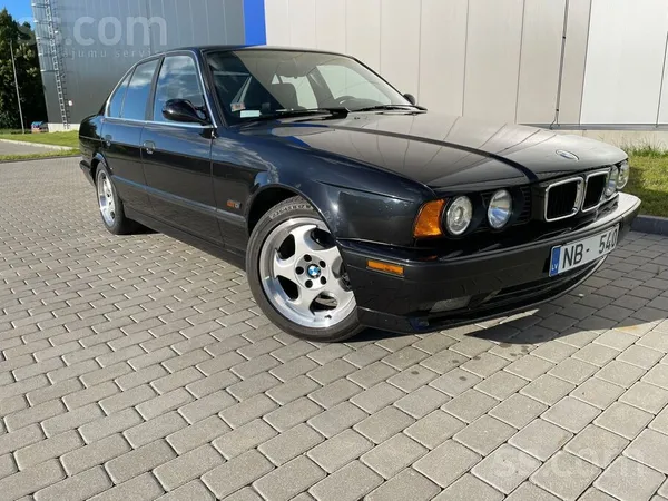 BMW BMW 540i M-Sport, viena no 205 M-Sport versijas au