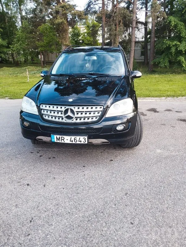 Mercedes ML320