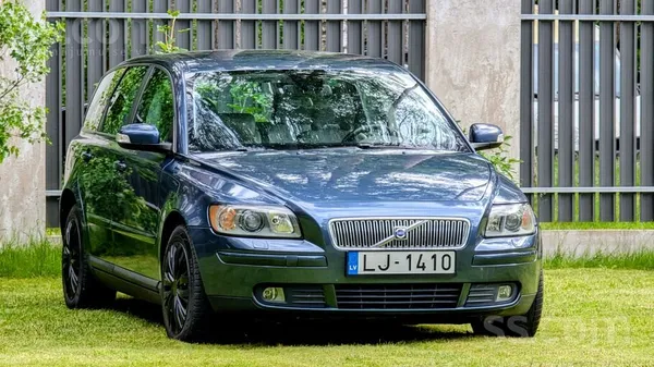 Volvo V50
