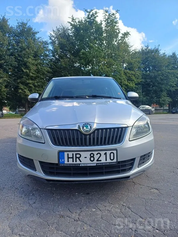 Skoda Sakarā ar jauna auto iegādi pārdodu ekonomisku Ško