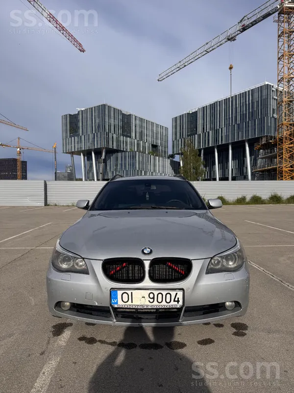 BMW 530
