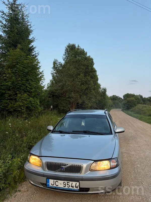 Volvo V70