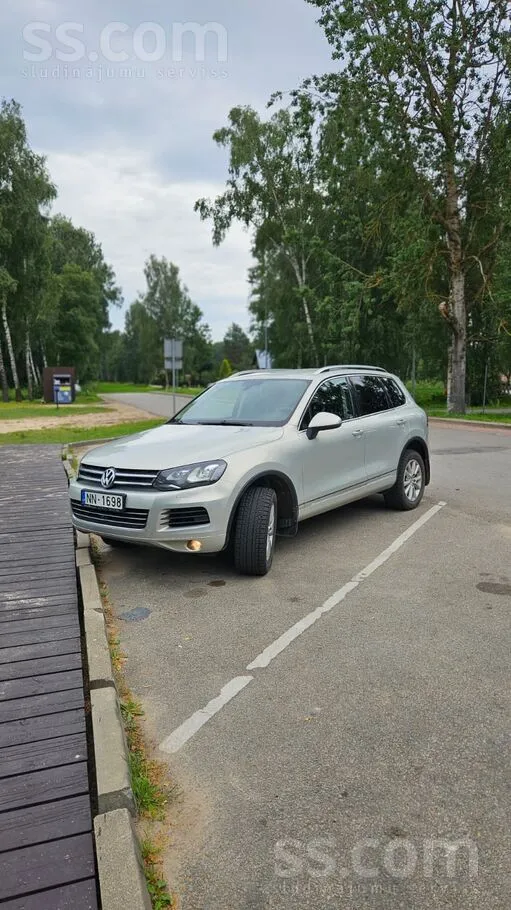Volkswagen Touareg