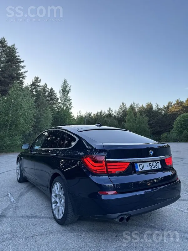 BMW 530