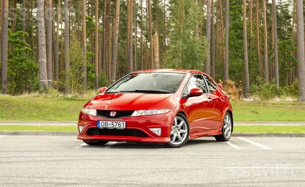 Honda Civic Type-R 2.0 benzīns. 148kw 
Tehniskā apskate derīga līdz 09.2027