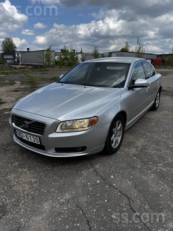Volvo S80