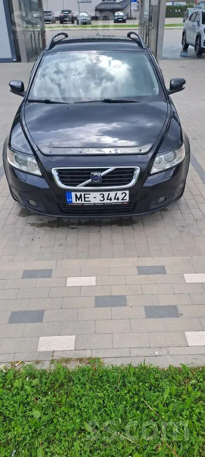 Volvo V50