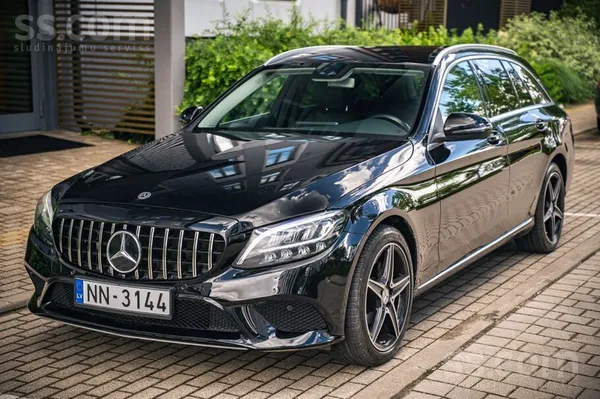 Mercedes Pārdod Mercedes Benz C200 1.6 dīzelis, 118 kw, Fac