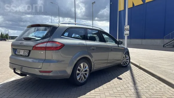 Ford Mondeo
