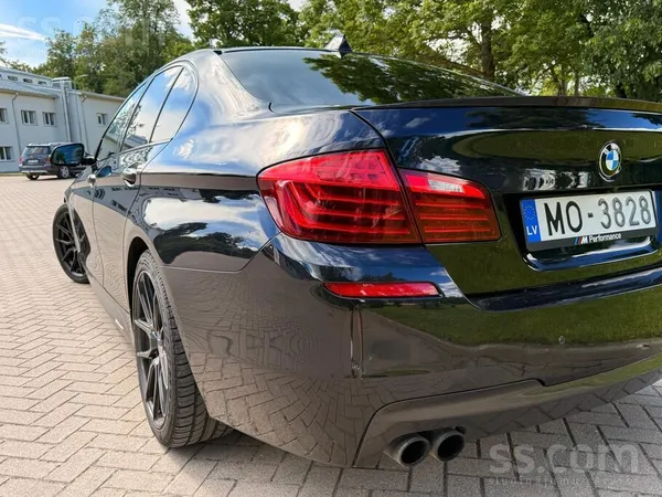 BMW 530