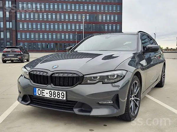 BMW 320