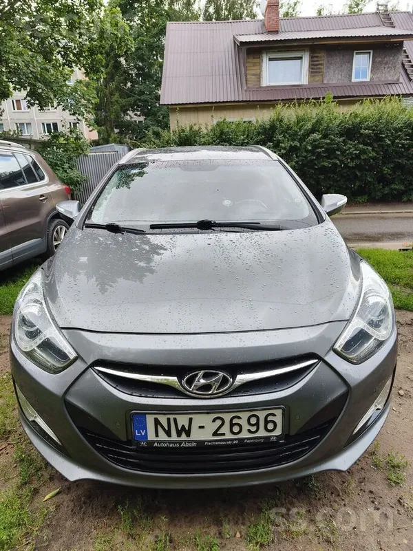 Hyundai Teicamā tehniskā stāvoklī, kondicionieris strādā.