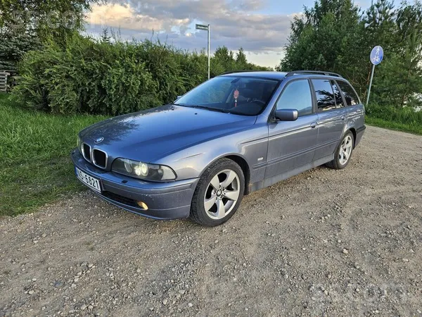 BMW 525
