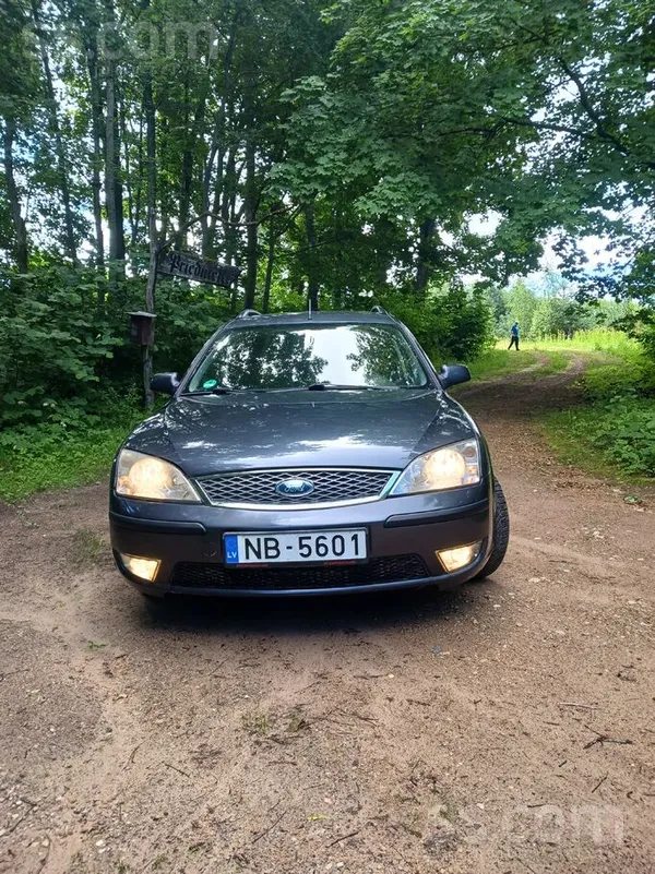 Pārdodu auto braucams reizēm strauji palielinot ātrumu noslāpst nostāvējis 6