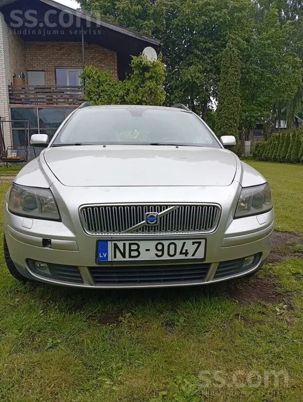 Volvo V50