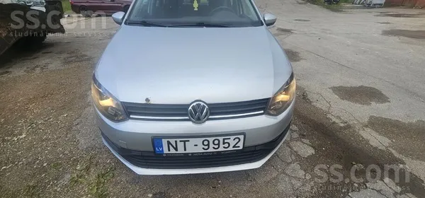 Volkswagen Pārdod Volkswagen Polo, 2014. gada jūlijs