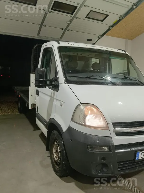 Opel Movano