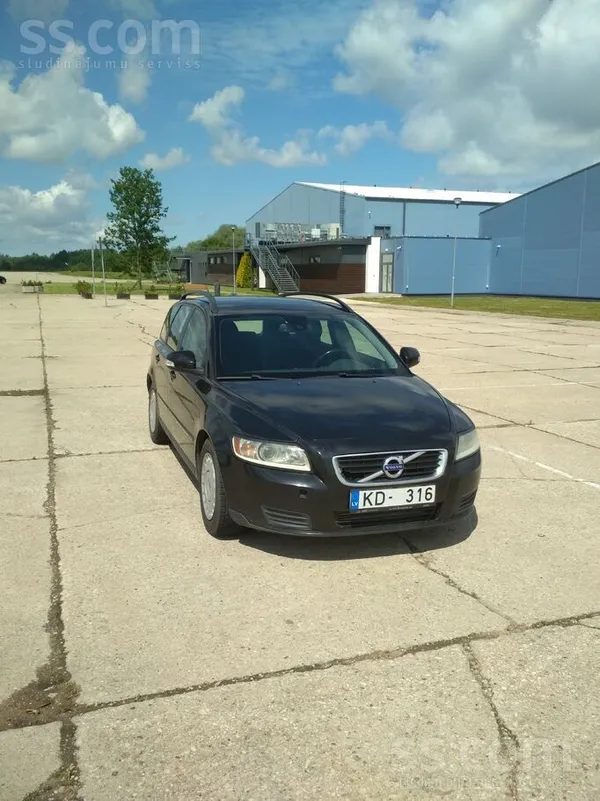 Volvo V50