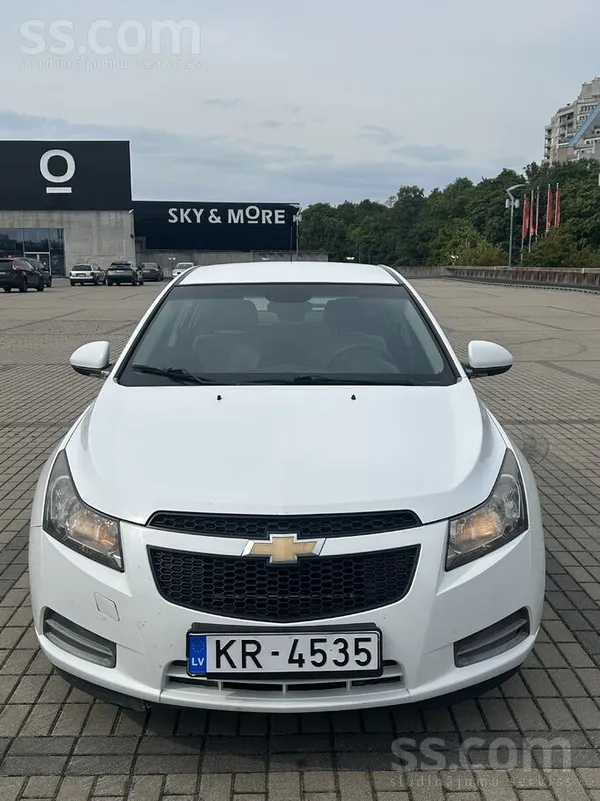 Pārdodu 2012. gada Chevrolet Cruze, hečbeks. 
Nobraukums 215000 km. 
Komfo