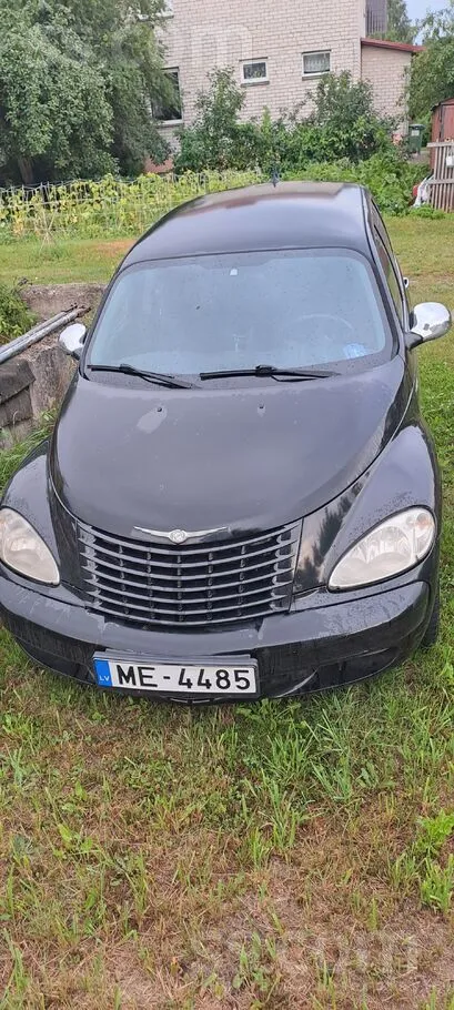 Chrysler Pārdod Chrysler PT Cruiser, divas atslēgas vēl pap