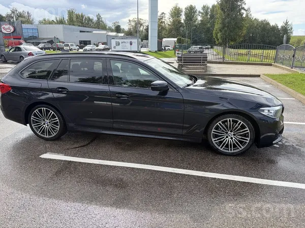 BMW BMW 530 D X-Drive M-Pacet. Mašīna ir laba tehniska