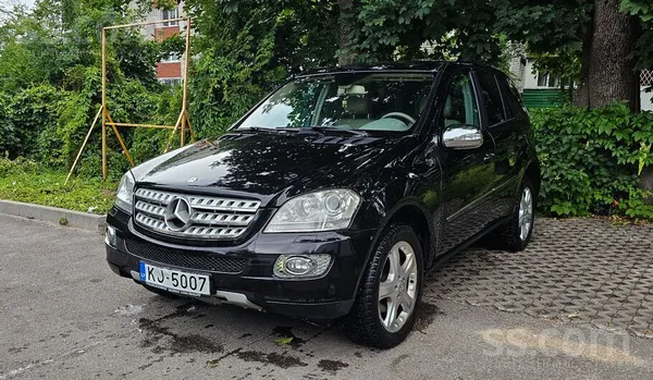 Svaiga TA. Jauns akumulators. 3.0 Cdi, 4Matic, 7G-Tronic. Bez pneimopiekarēs. Dzinējs un kārba darbojas teicami. Oriģināls u ...
