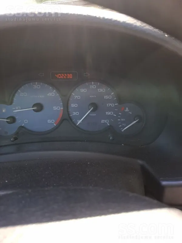 Pardodu, jo nepieciešams buss. ...