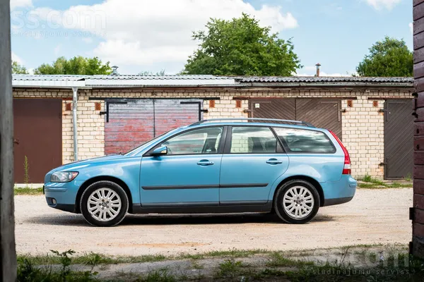 Volvo V50