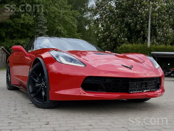 Chevrolet Corvette - 1