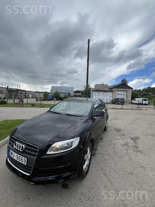 Audi Q7