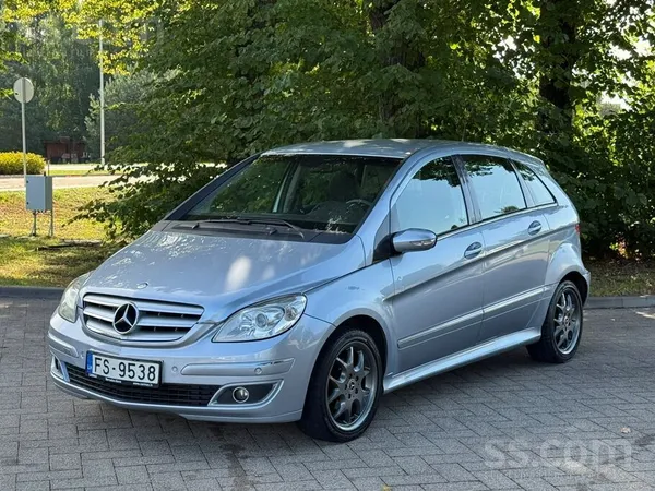 Mercedes Pārdod Mercedes Benz B170 , 1.7 Benzīns , Automāti