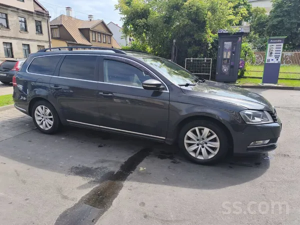 Volkswagen Passat (B7)
