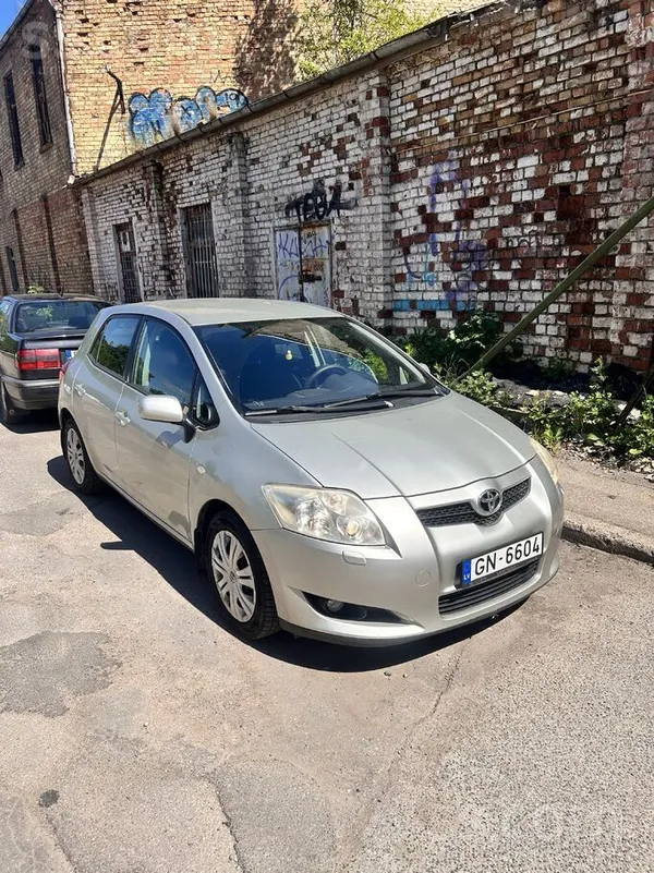 Toyota Auris
