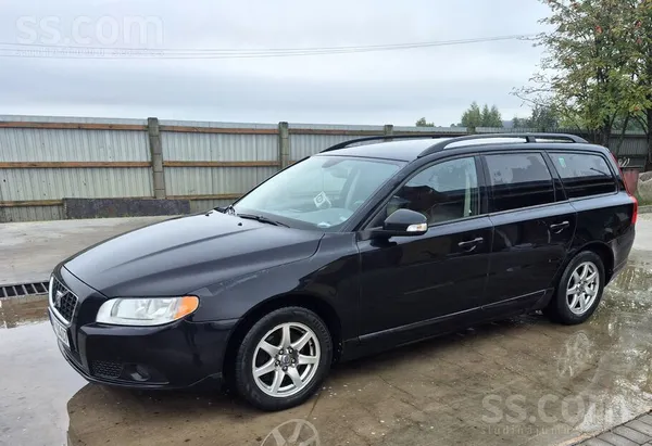 Volvo Pārdodu V70 2, 4d 136 kw. Nesen mainīta eļļa un fi