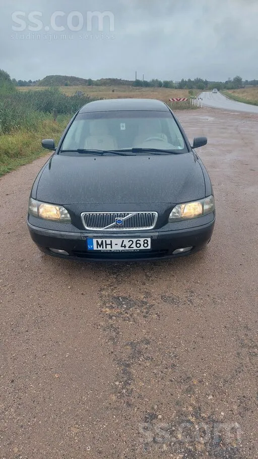 Volvo Продаётся Volvo V70 2003 года с пробегом 366 344 к