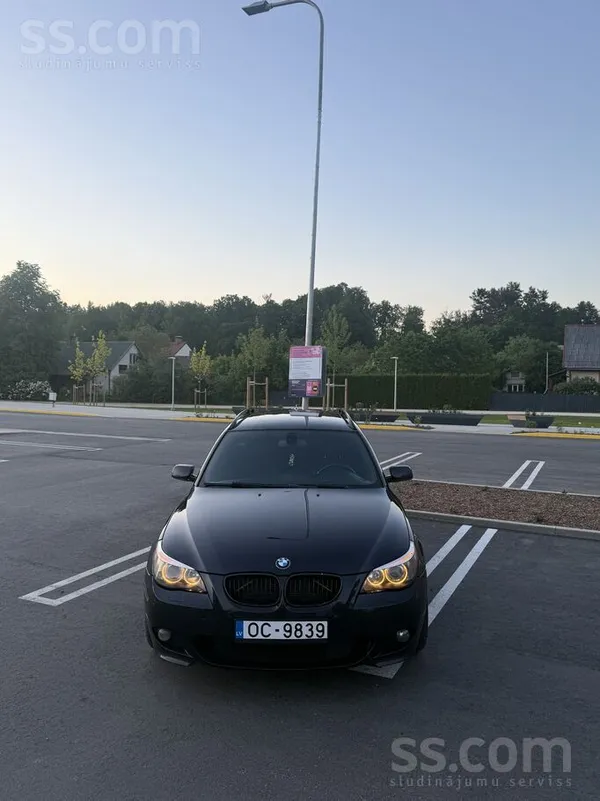 BMW 530