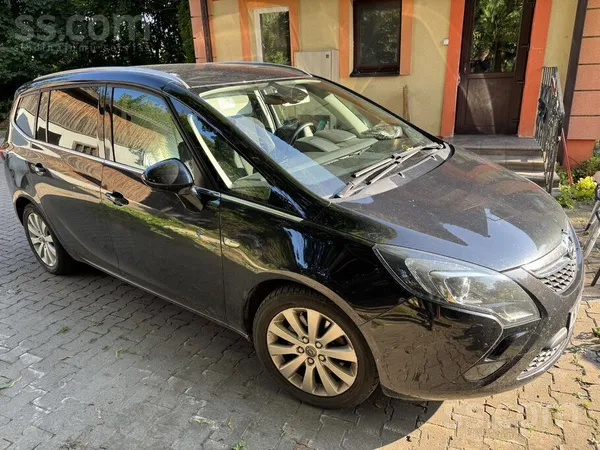 Opel Labs auto, labā stāvoklī, pirkta jauna Latvijā