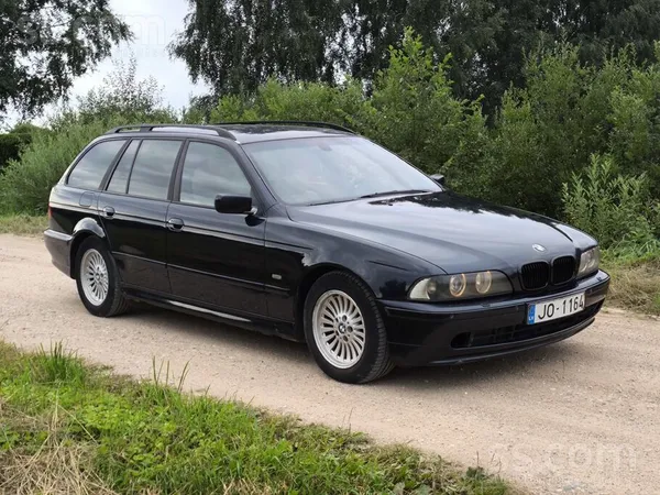 BMW 530