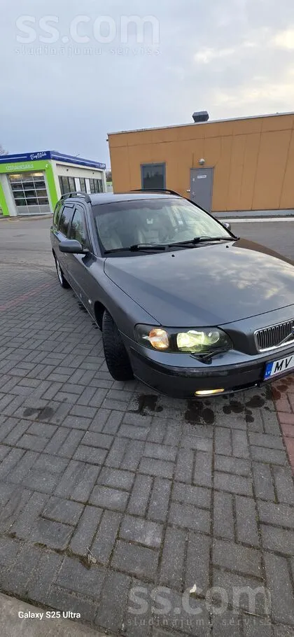 Volvo V70