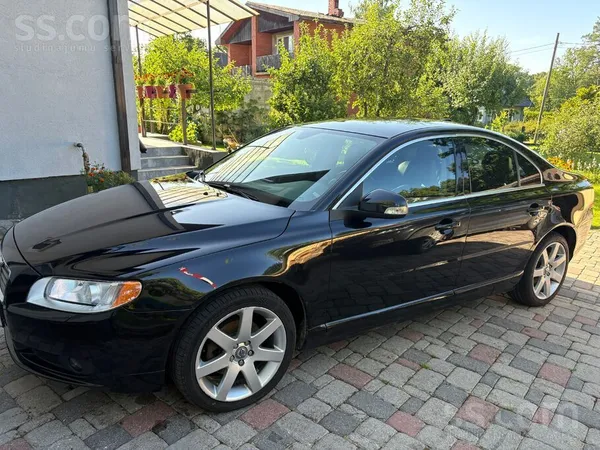 Volvo S80
