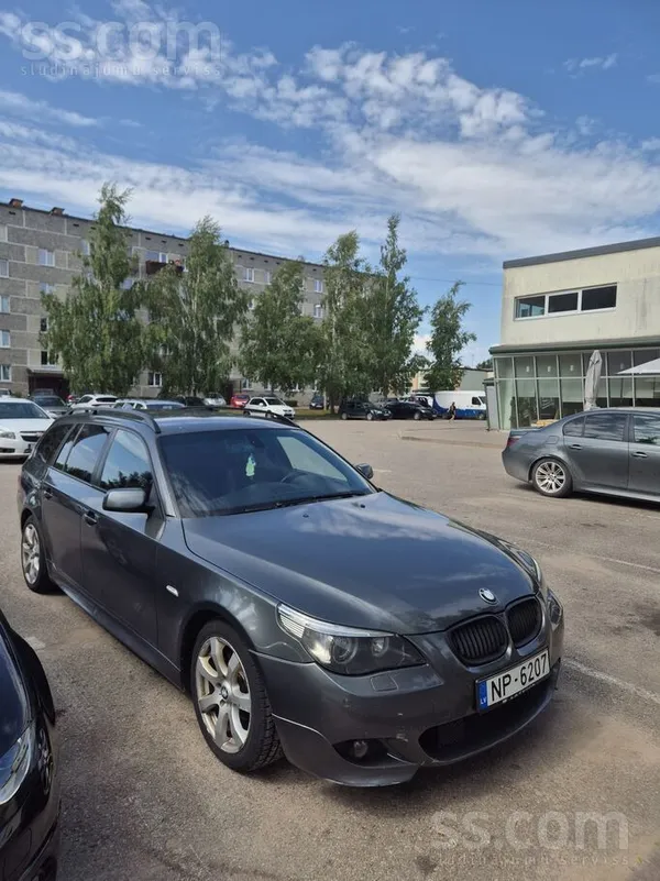 BMW 530