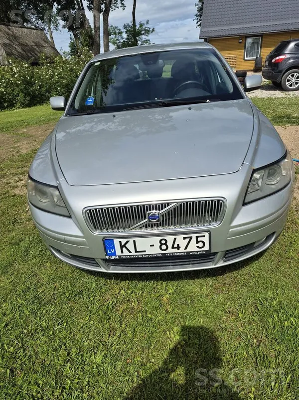 Volvo V50